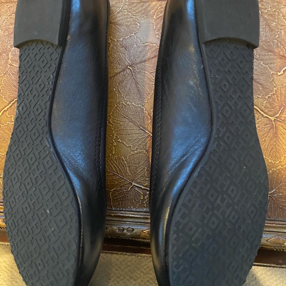 Tory Burch Ballet Flats - Picture 2 of 3